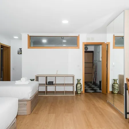 Mouraria By Hosty * Lizbona